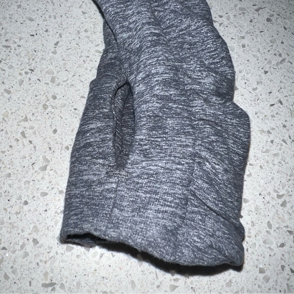 lululemon don’t hurry be happy pullover - Picture 8 of 14